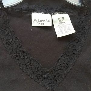 Women's St. John's Bay Black Sleevless Top